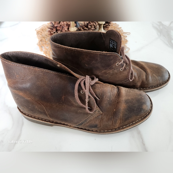 Clarks Other - Men's Clarks Chuka style boot, US size 10.5.